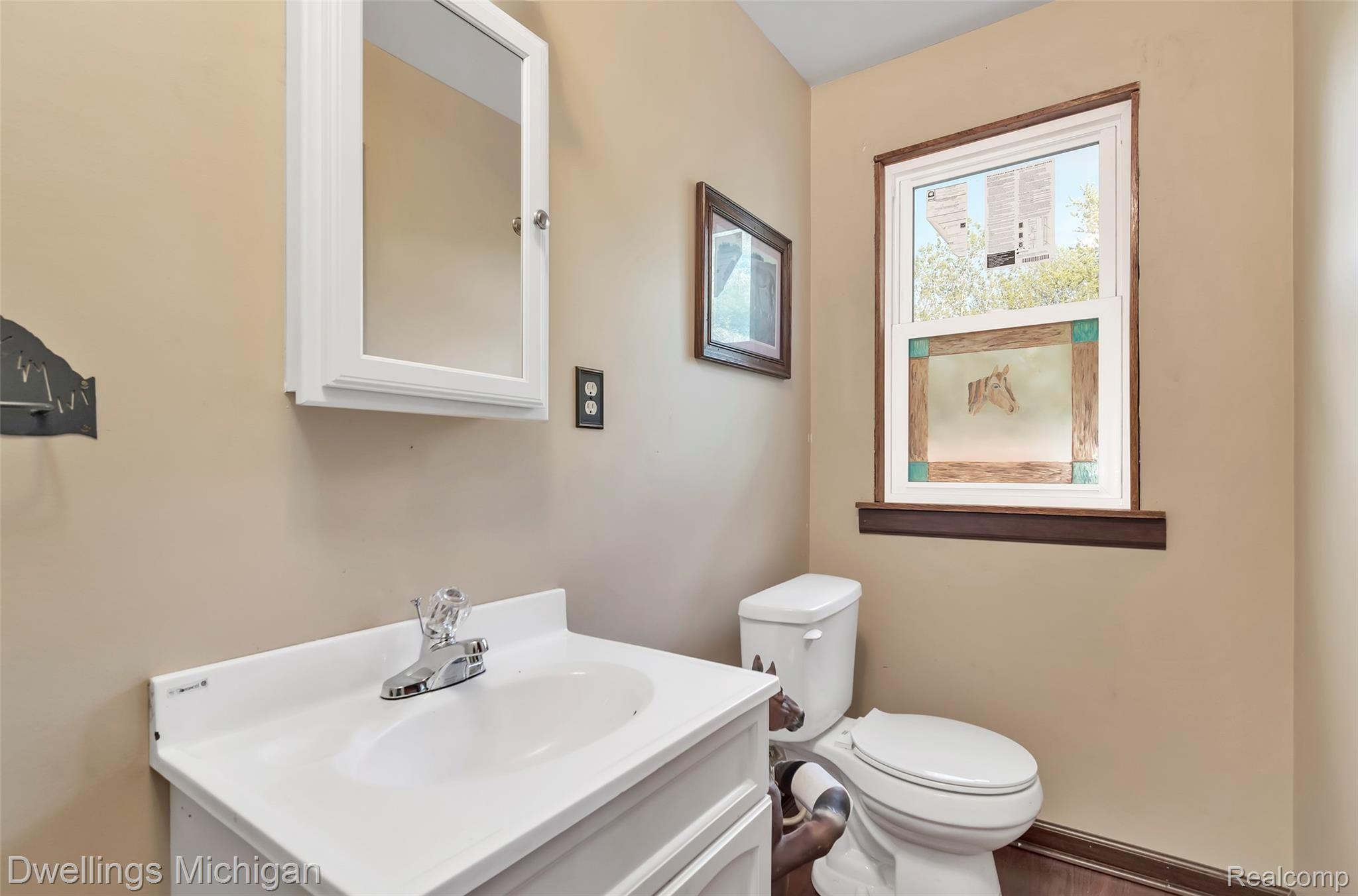 2400 Ida Maybee Road Monroe, MI 48162 - Photo 24 of 38 2400-Ida-Maybee-Rd-Monroe-MI-windowstill-19.jpg