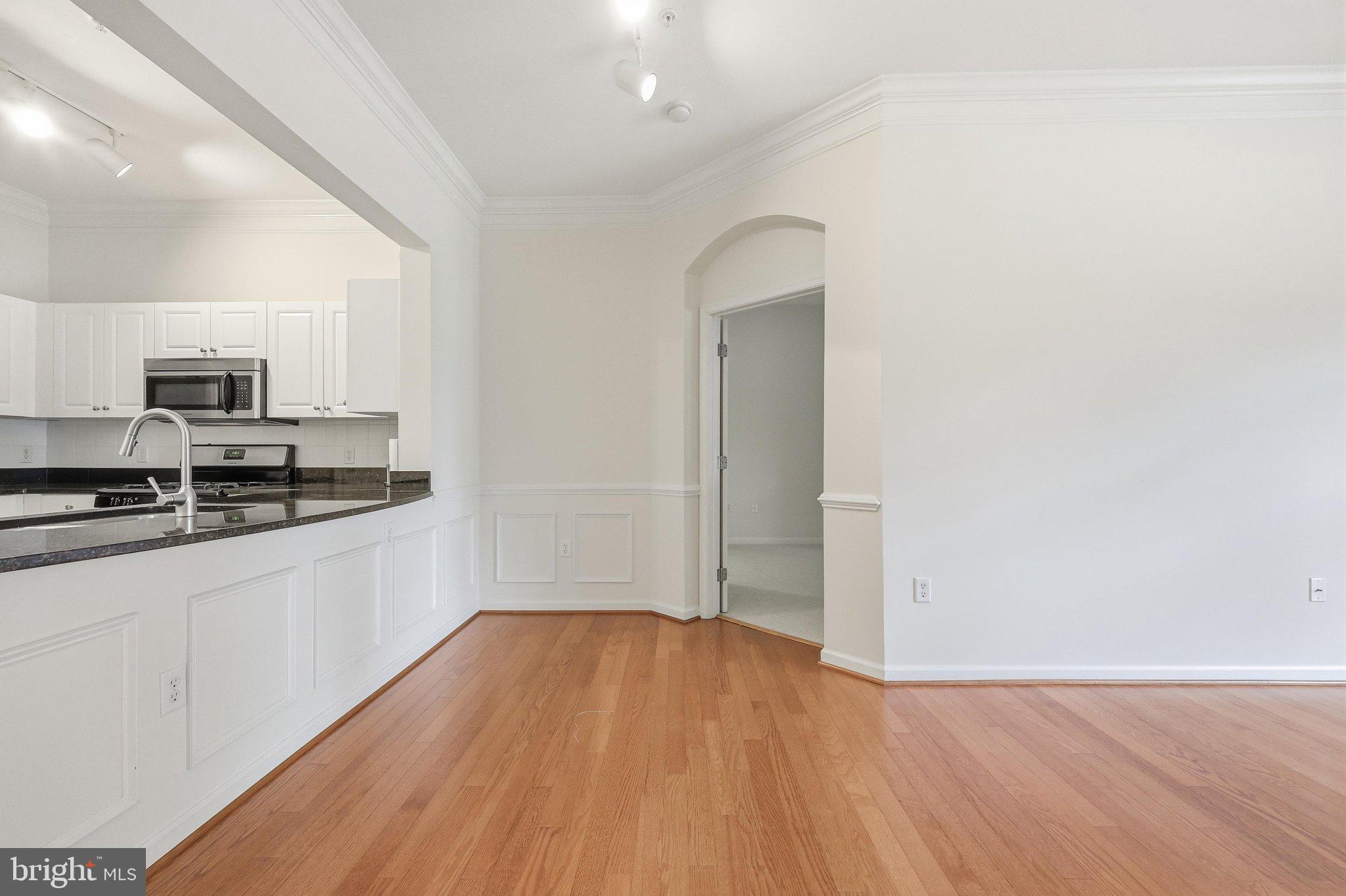 7 Booth Street, Unit 110 Gaithersburg, MD 20878 - Photo 12 of 50