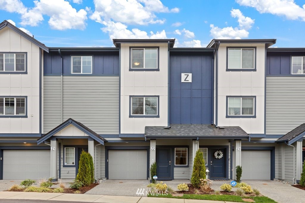1621 Seattle Hill Road, Unit Z2 Bothell, WA 98012 - Photo 1 of 35 a front view of a house