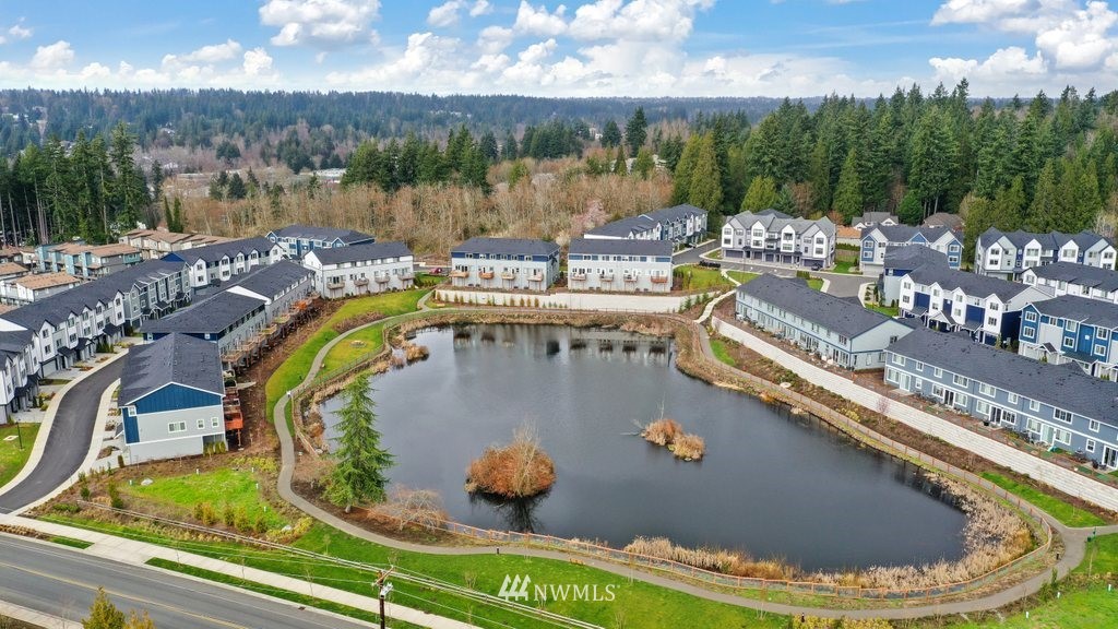 1621 Seattle Hill Road, Unit Z2 Bothell, WA 98012 - Photo 29 of 35 a view of a swimming pool with outdoor seating