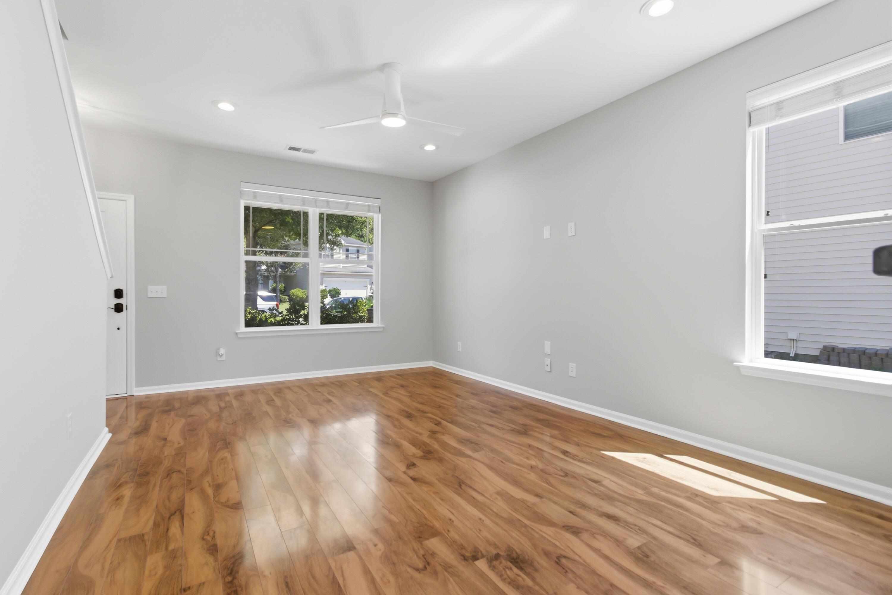 3573 Locklear Lane Mount Pleasant, SC 29466 - Photo 11 of 49 3573 Locklear - Living Area