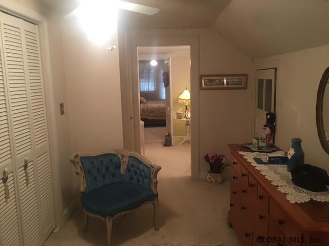 837 Cleveland Avenue Schenectady, NY 12306 - Photo 16 of 19