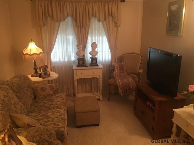 837 Cleveland Avenue Schenectady, NY 12306 - Photo 18 of 19