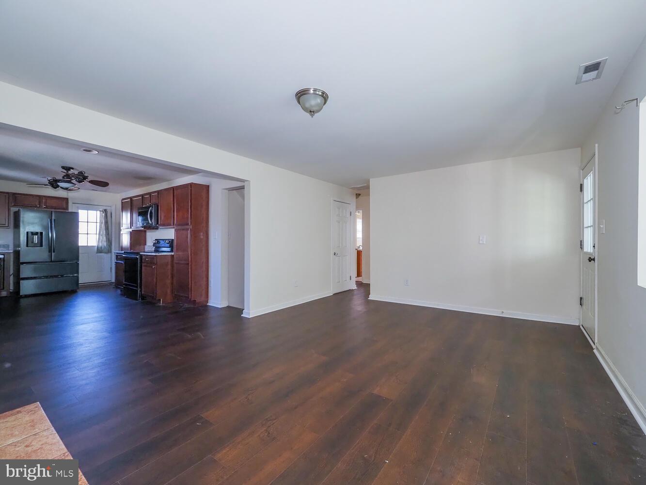 8437 Church Road Pasadena, MD 21122 - Photo 7 of 53 Living Room Kitchen