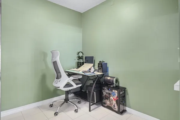 $2,500 | 2025 Southwest Silver Pine Way, Unit 120A1, Palm City, FL 34990