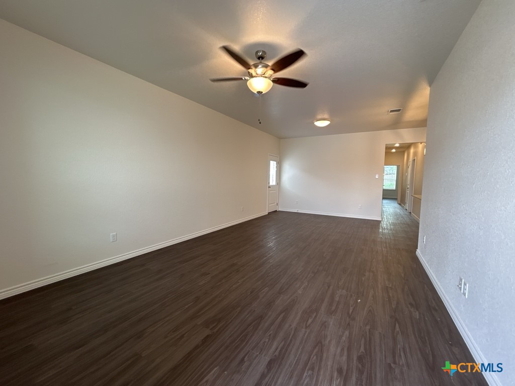 5112 Rose Gdn Loop Killeen, TX 76542 - Photo 3 of 28