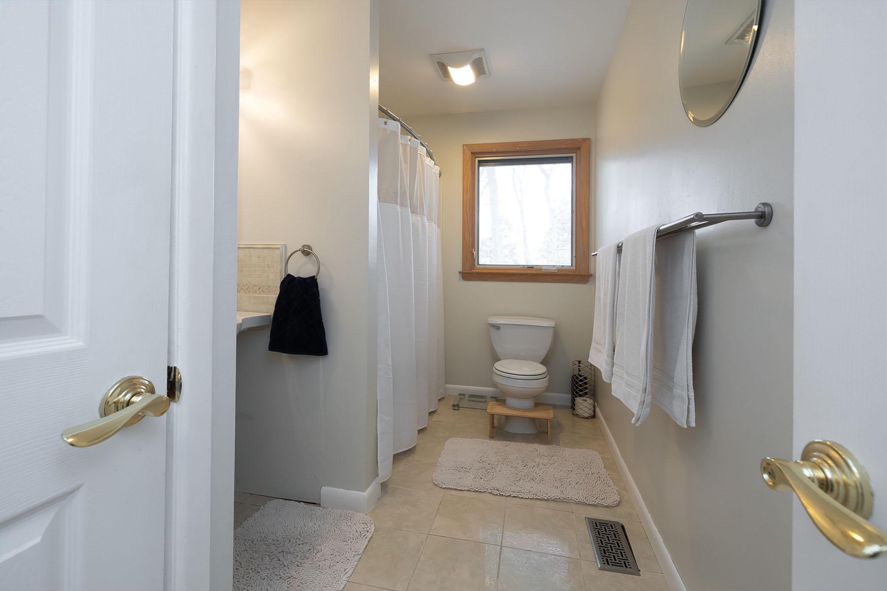 25 Greenvale Road Cherry Hill, NJ 08034 - Photo 12 of 28 Bright Bathroom with linen closet.