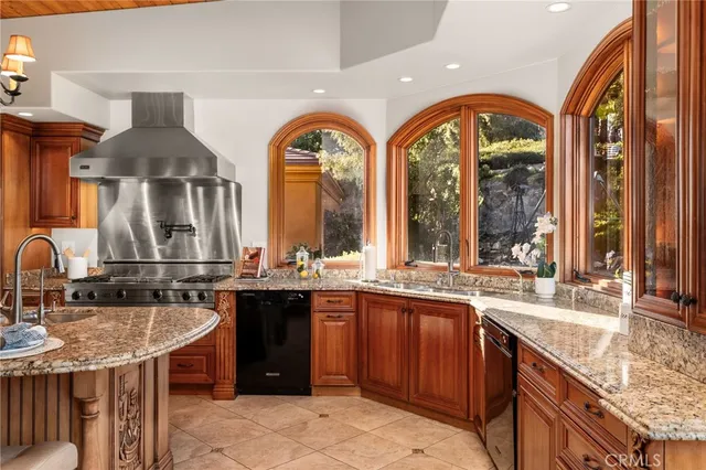 $4,250,000 | 10845 North Meads Avenue, Orange, CA 92869