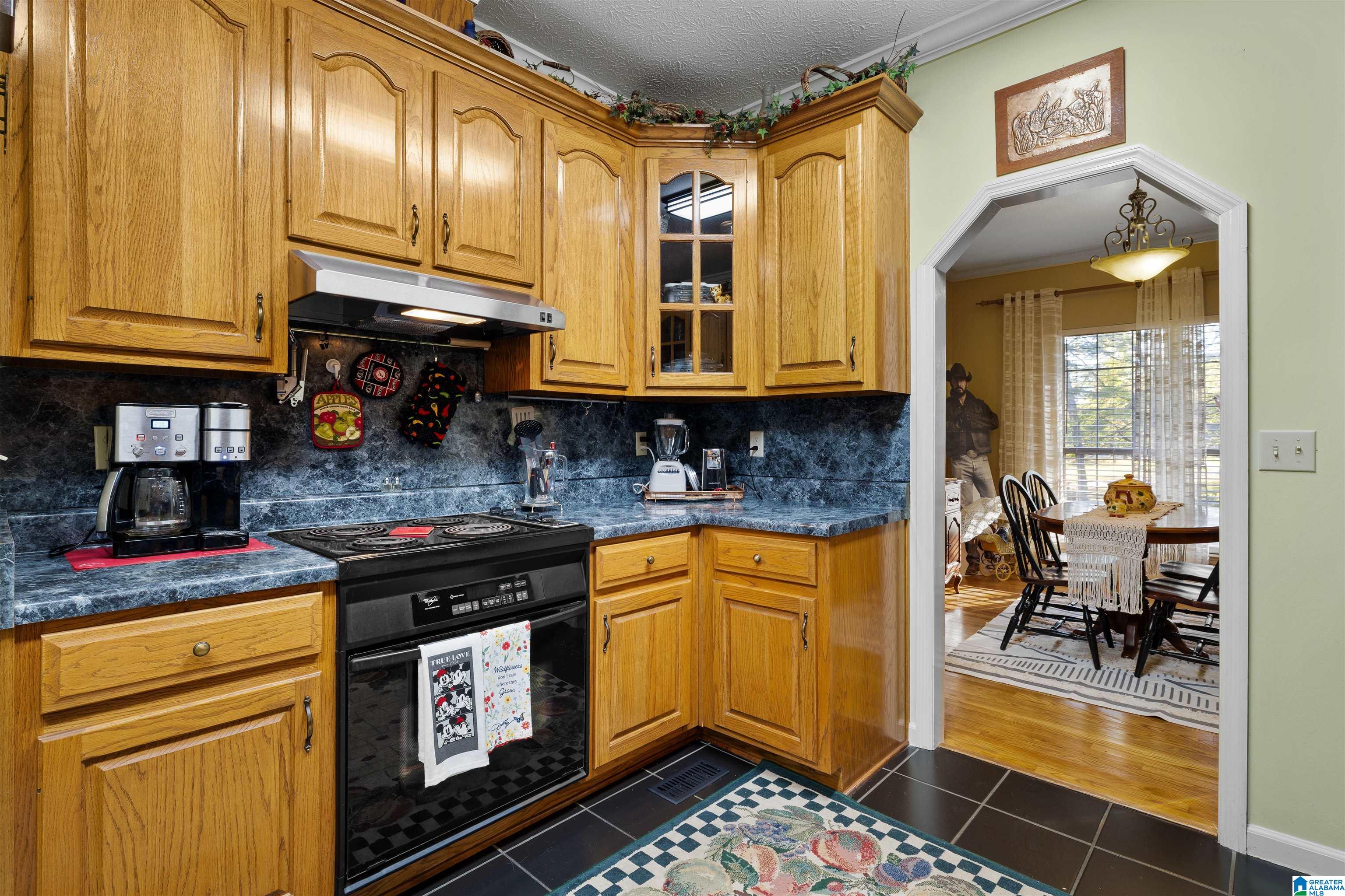 340 Myrick Road Warrior, AL 35180 - Photo 12 of 52