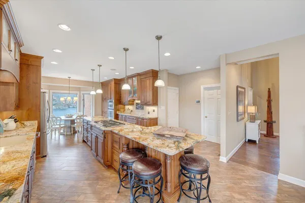 $2,200,000 | 1300 Pats Drive, Moneta, VA 24121
