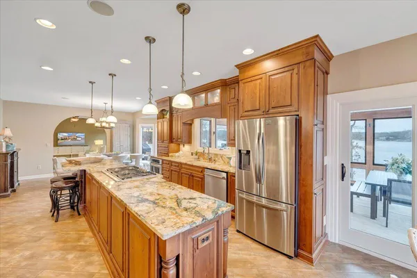 $2,200,000 | 1300 Pats Drive, Moneta, VA 24121
