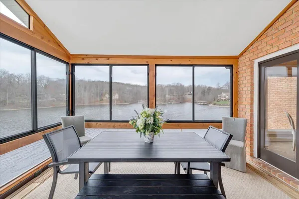 $2,200,000 | 1300 Pats Drive, Moneta, VA 24121