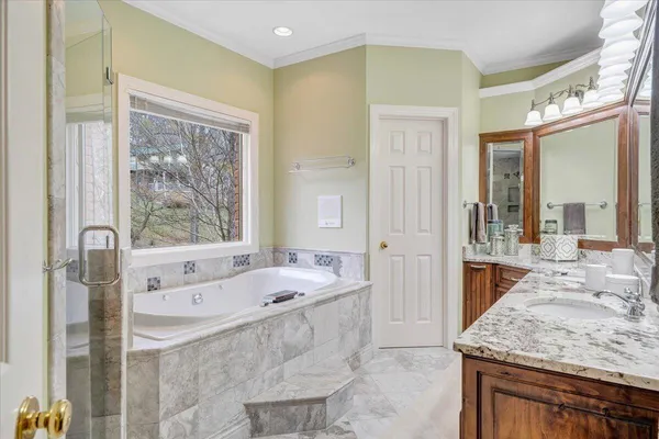 $2,200,000 | 1300 Pats Drive, Moneta, VA 24121