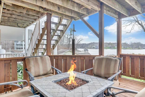 $2,200,000 | 1300 Pats Drive, Moneta, VA 24121