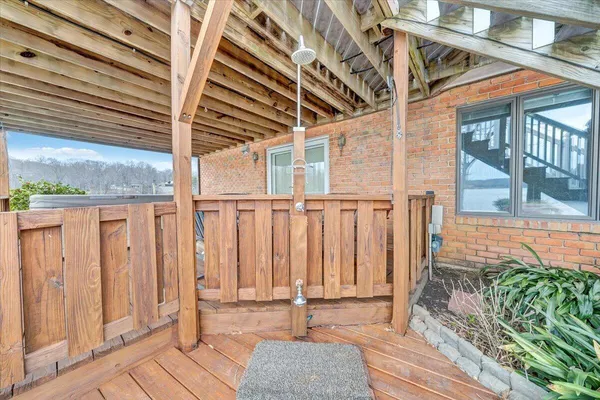 $2,200,000 | 1300 Pats Drive, Moneta, VA 24121