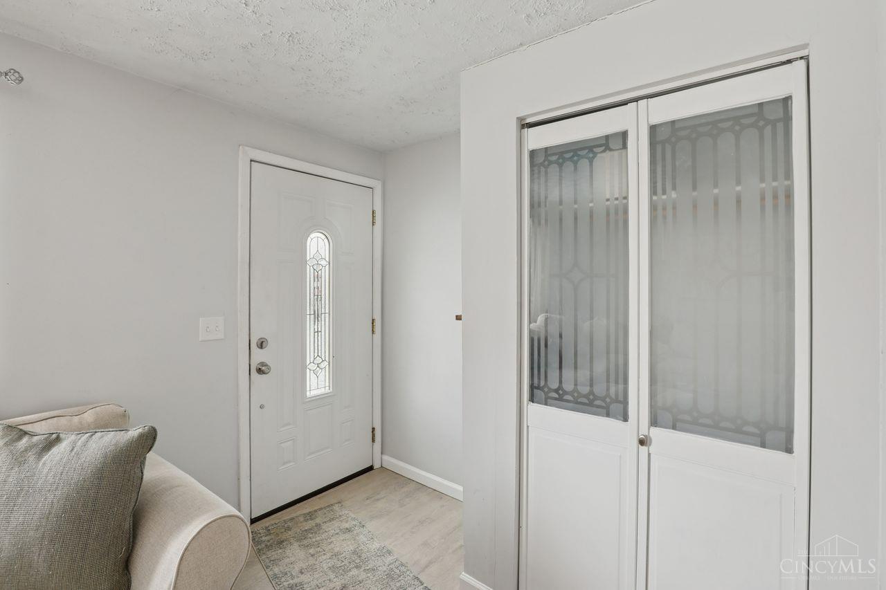 2638 Houston Road Cincinnati, OH 45231 - Photo 4 of 35