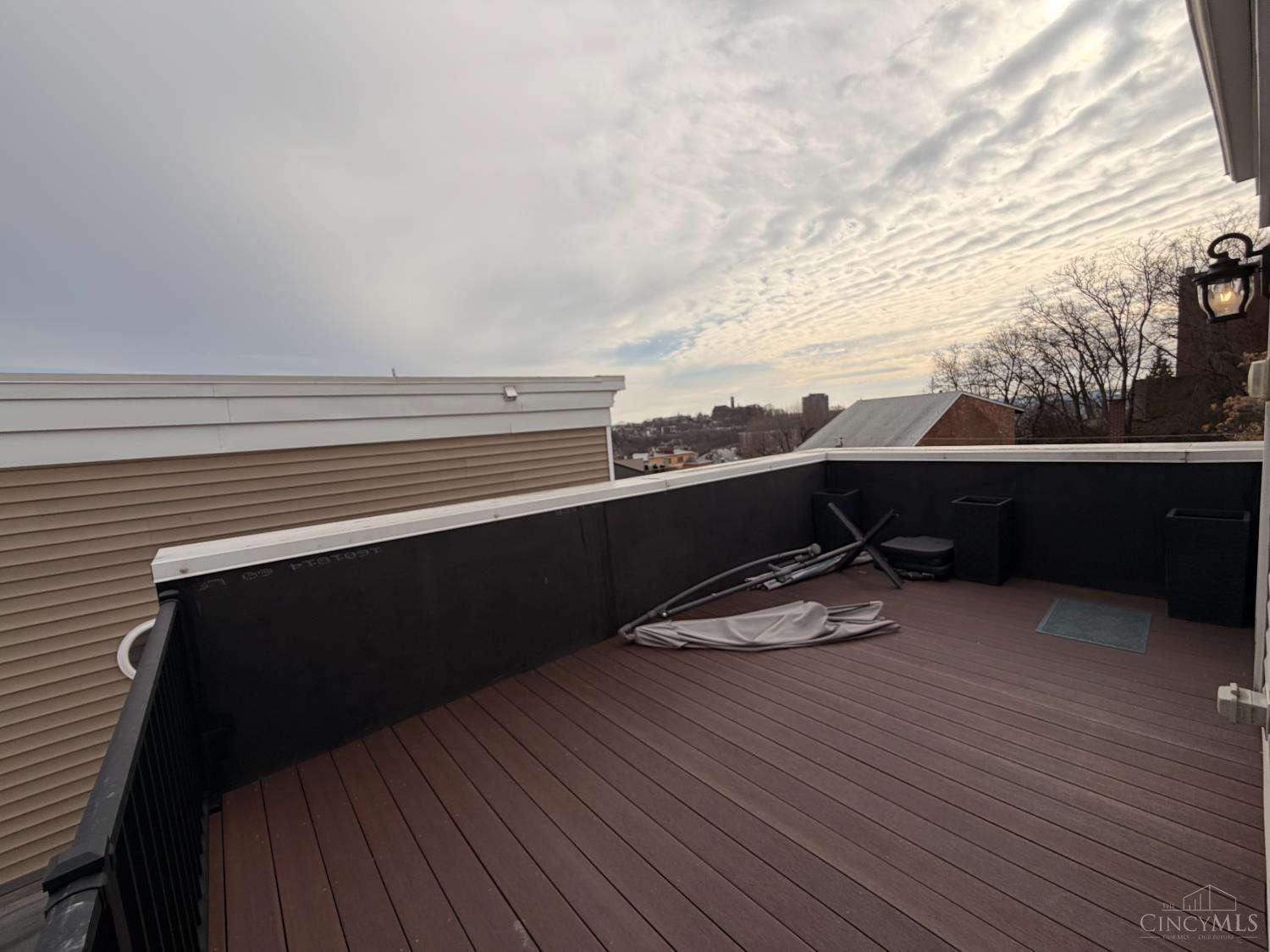 540 Slack Street Cincinnati, OH 45202 - Photo 28 of 36