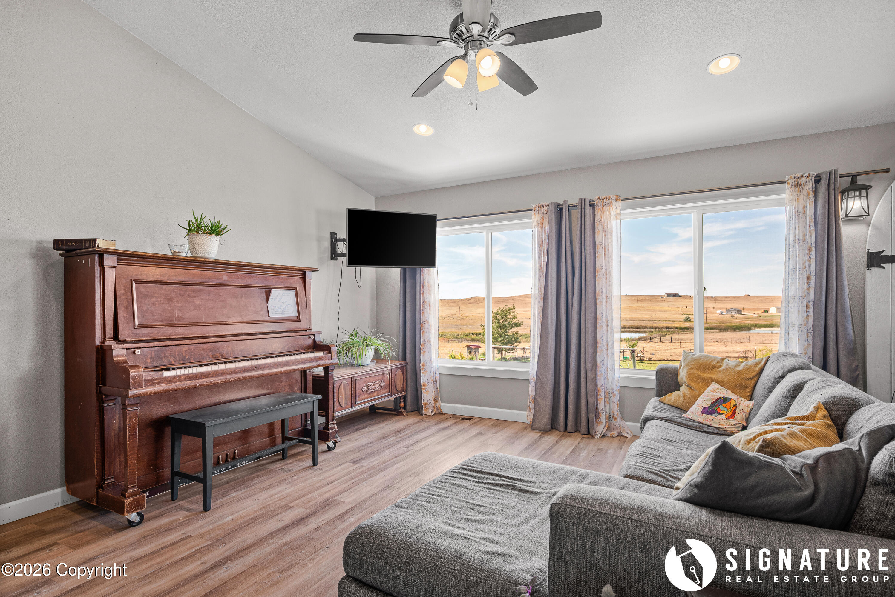 27 Robinson Road Moorcroft, WY 82721 - Photo 11 of 56 Gallery Image 11