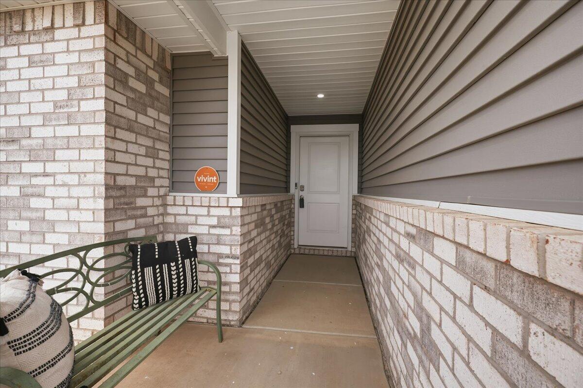 7529 33rd Place Lubbock, TX 79407 - Photo 3 of 23 03-nmkm-3