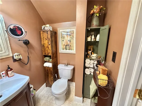 $171,000 | 46 South Washington Avenue, Oxford, NY 13830