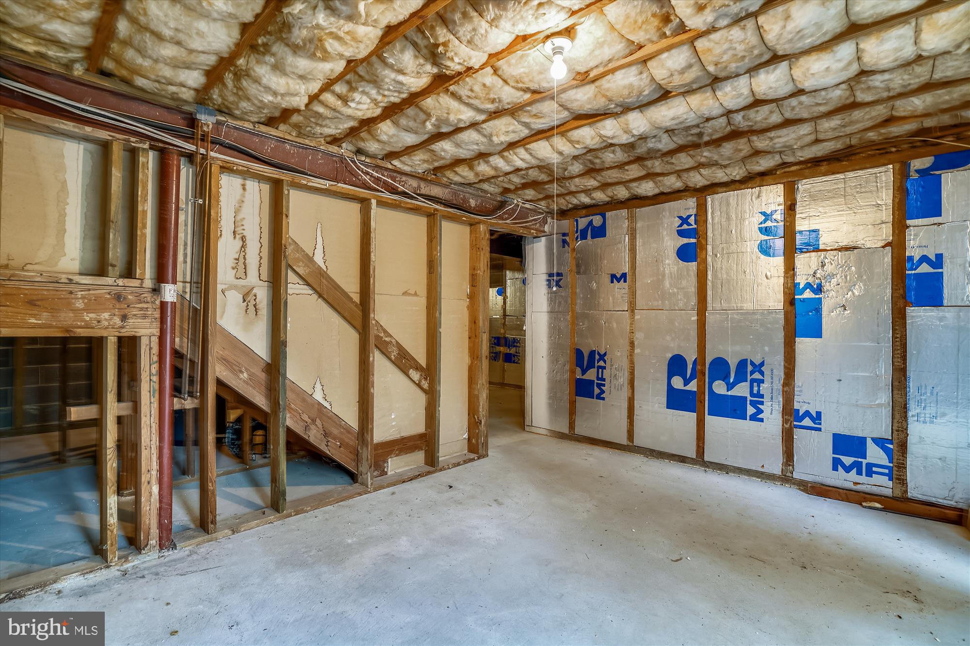 5479 Vantage Point Road, Unit 22 Columbia, MD 21044 - Photo 32 of 36 Large space to personalize