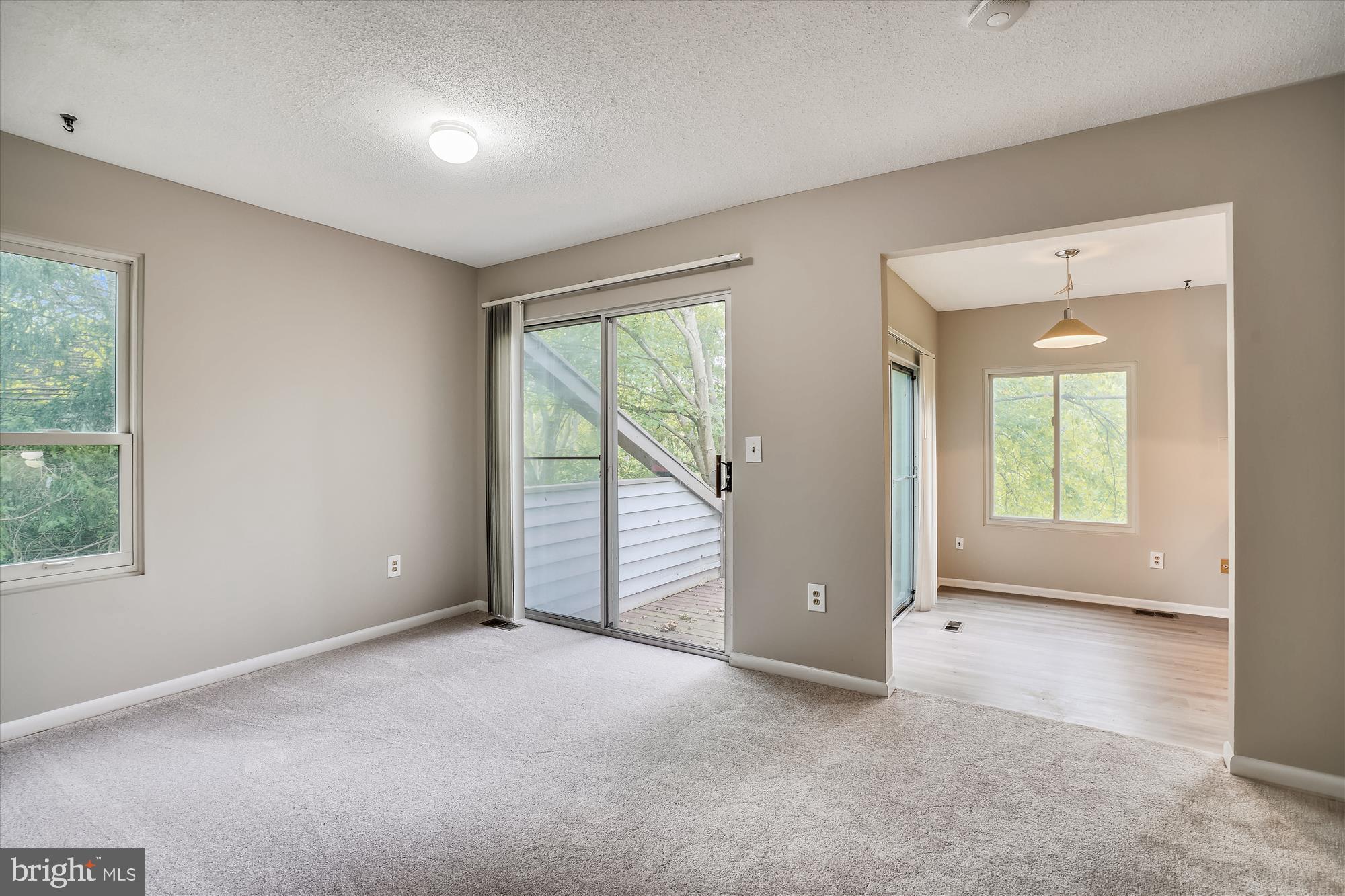 5479 Vantage Point Road, Unit 22 Columbia, MD 21044 - Photo 8 of 36 Dining room with slider to the deck