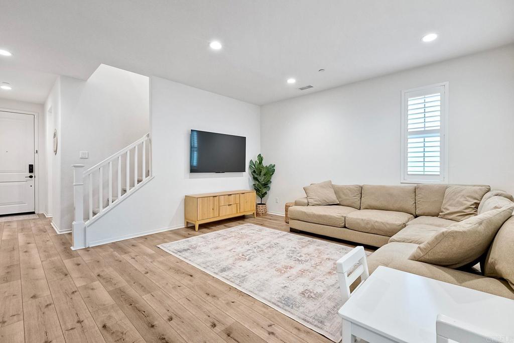 657 Gemstone Drive San Marcos, CA 92078 - Photo 11 of 41