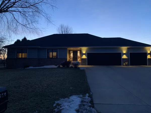 $524,900 | 1406 26th Street Southwest, Austin, MN 55912