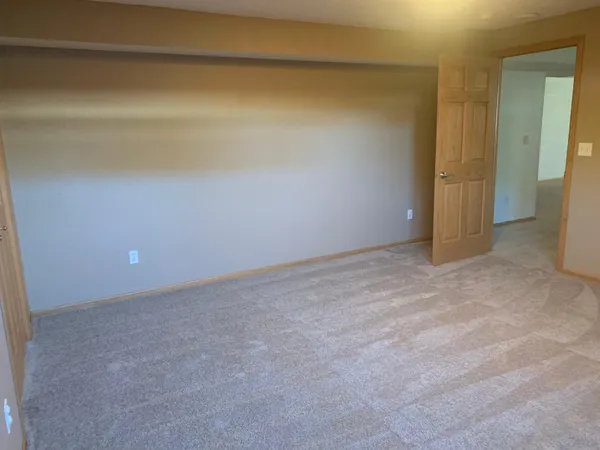 $524,900 | 1406 26th Street Southwest, Austin, MN 55912