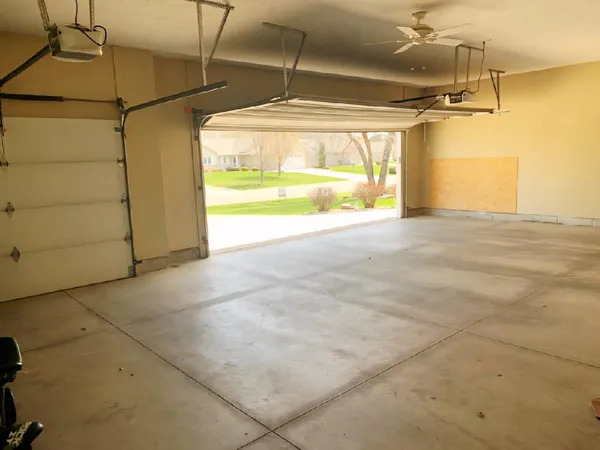 $524,900 | 1406 26th Street Southwest, Austin, MN 55912
