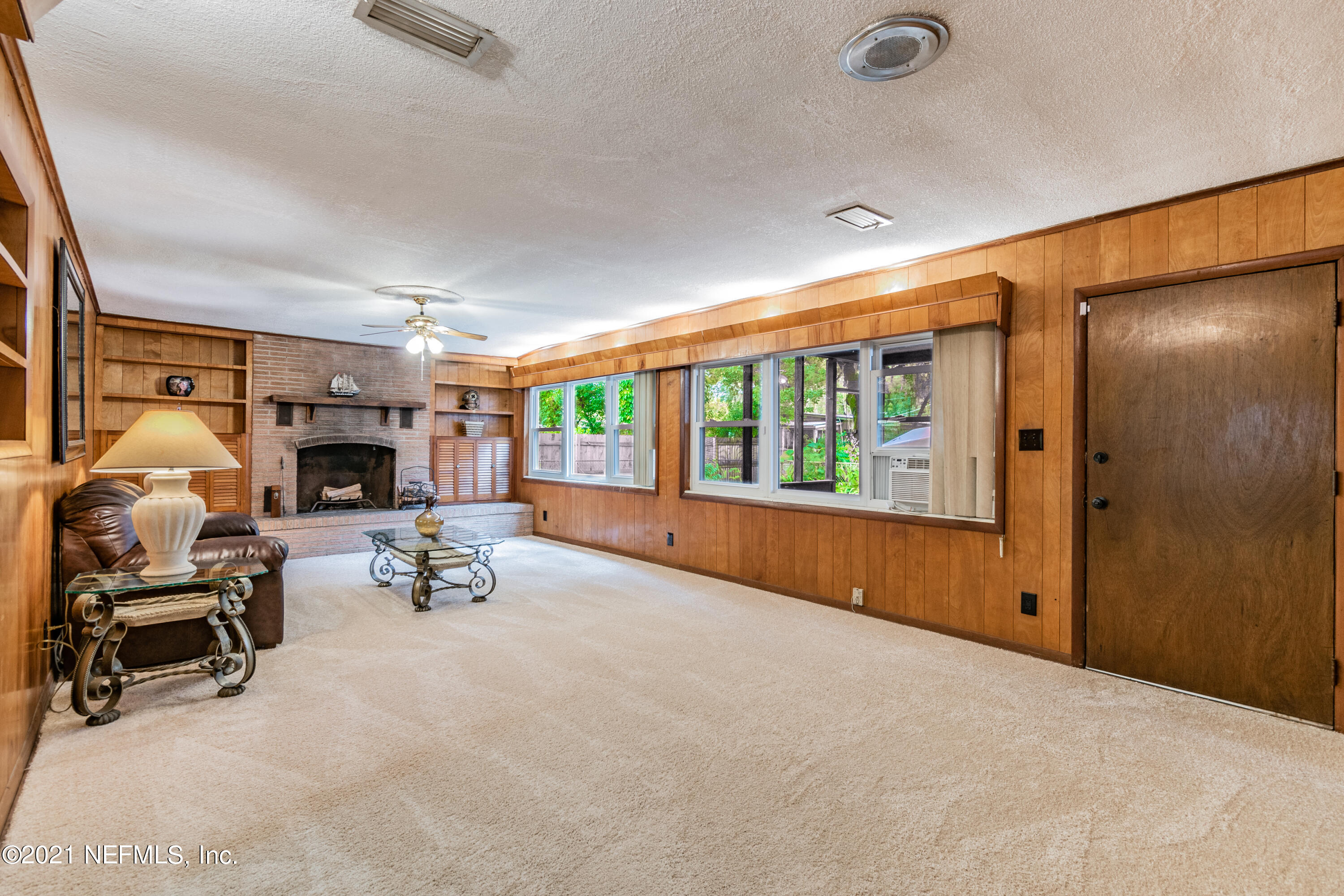 5816 Dickson Road Jacksonville, FL 32211 - Photo 25 of 37 Family Room/Den