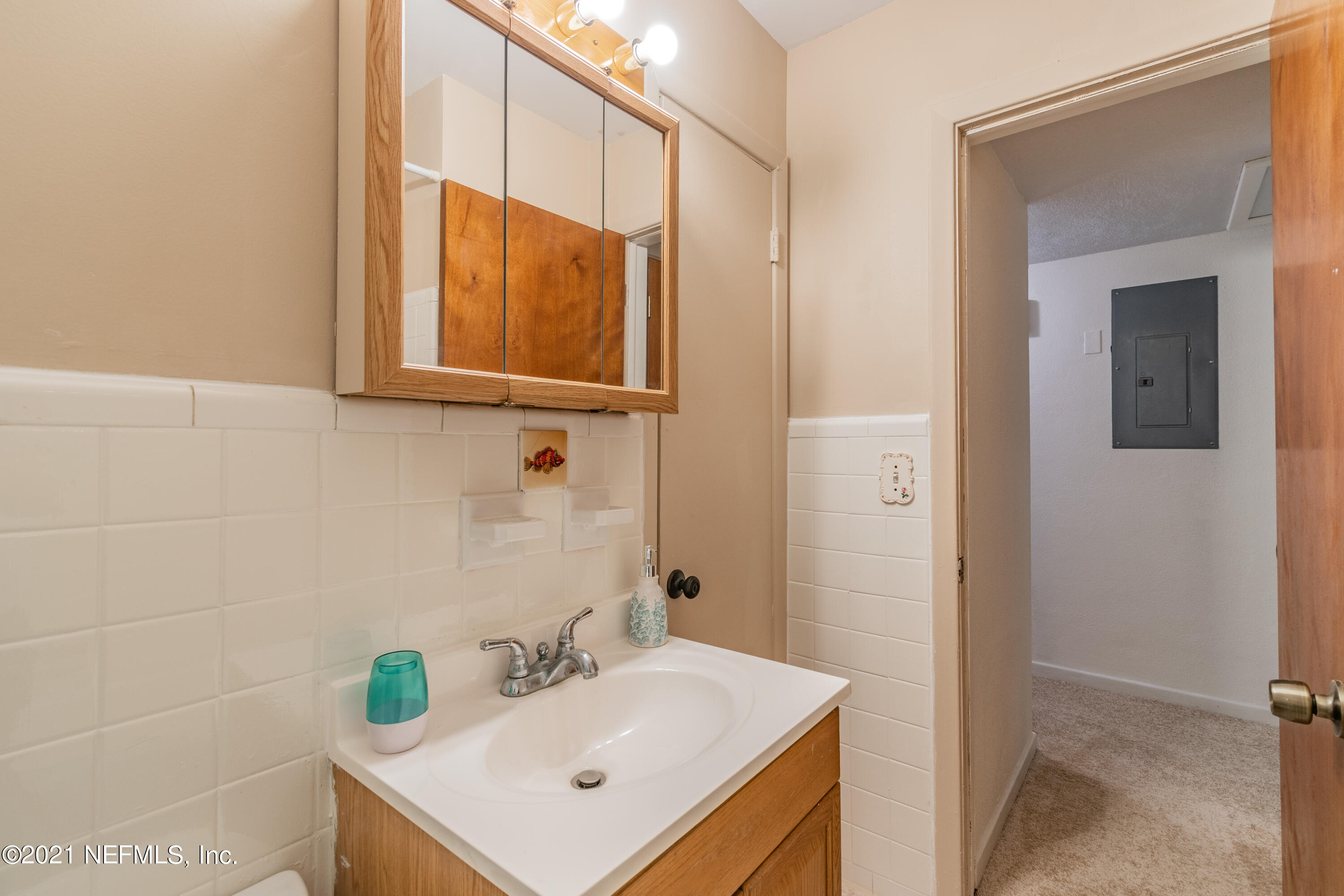 5816 Dickson Road Jacksonville, FL 32211 - Photo 37 of 37 2nd Bathroom