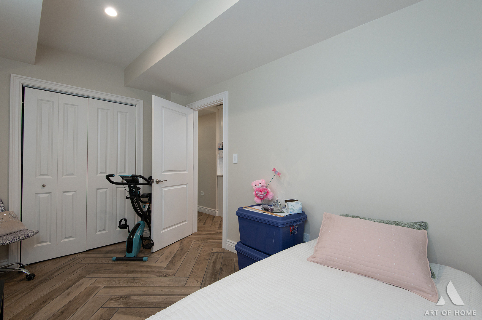 2821 North Springfield Avenue Chicago, IL 60618 - Photo 42 of 49