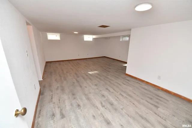 $165,000 | 111 Gardner Street, East Peoria, IL 61611