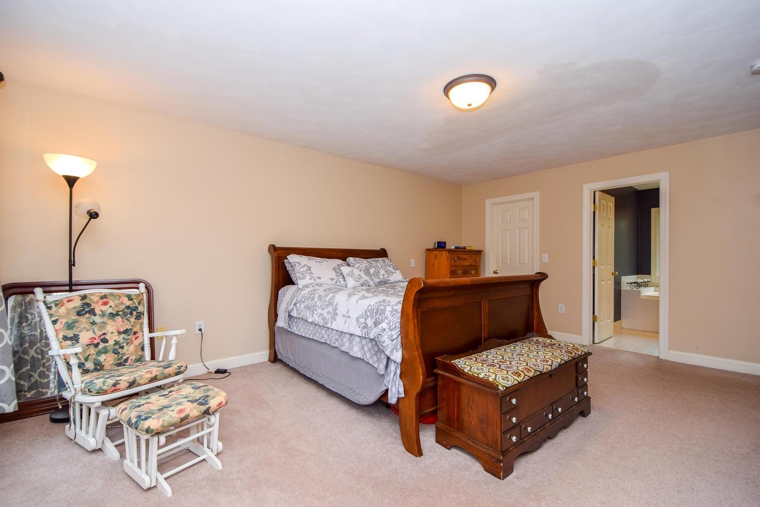 6620 Split Oak Road Roanoke, VA 24018 - Photo 15 of 33 15
