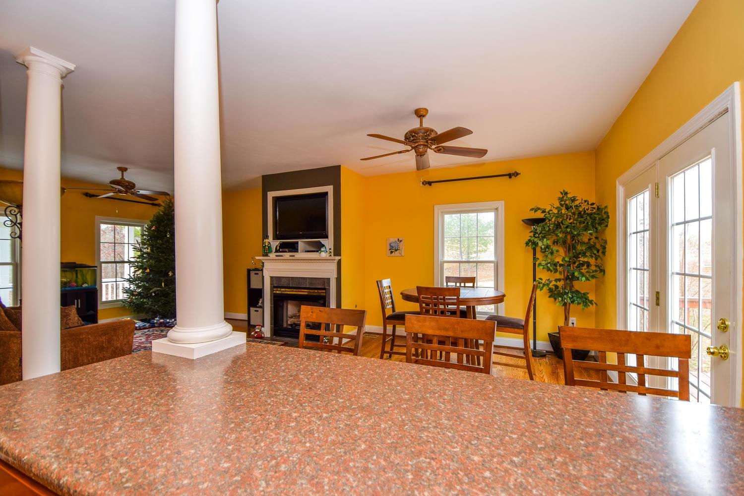 6620 Split Oak Road Roanoke, VA 24018 - Photo 10 of 33 12