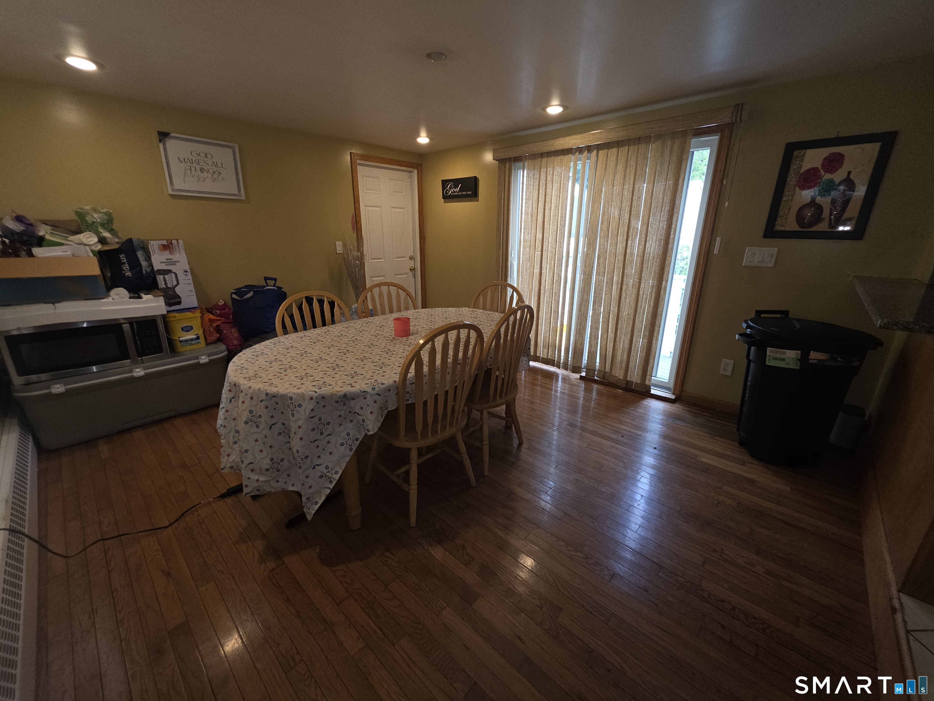 8 Matthew Road East Hartford, CT 06108 - Photo 15 of 28 Gallery Image 15