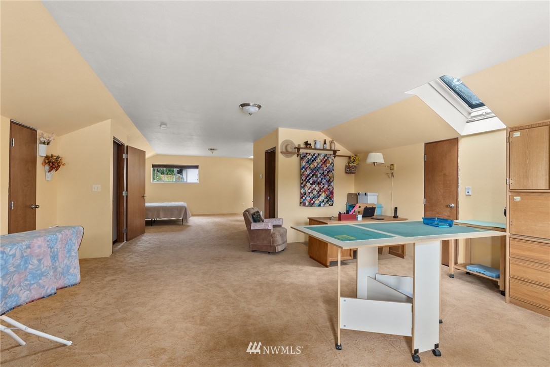2670 East Phillips Lake Loop Road Shelton, WA 98584 - Photo 22 of 39 Gallery Image 22