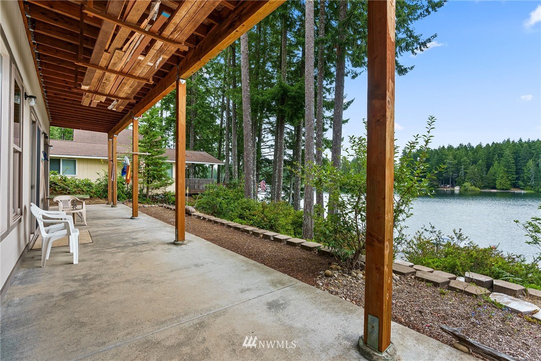 2670 East Phillips Lake Loop Road Shelton, WA 98584 - Photo 33 of 39 Gallery Image 33