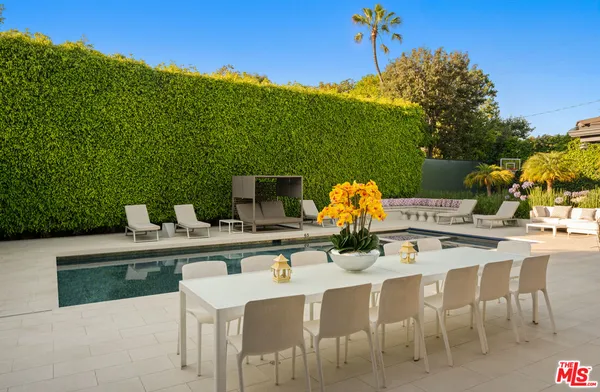 $50,000 | 602 Whittier Drive, Beverly Hills, CA 90210