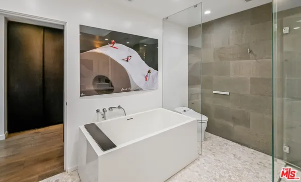 $50,000 | 602 Whittier Drive, Beverly Hills, CA 90210