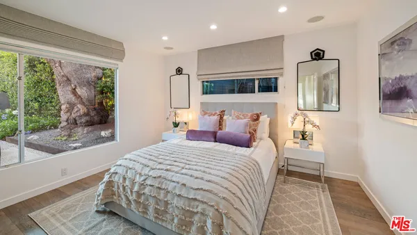 $50,000 | 602 Whittier Drive, Beverly Hills, CA 90210