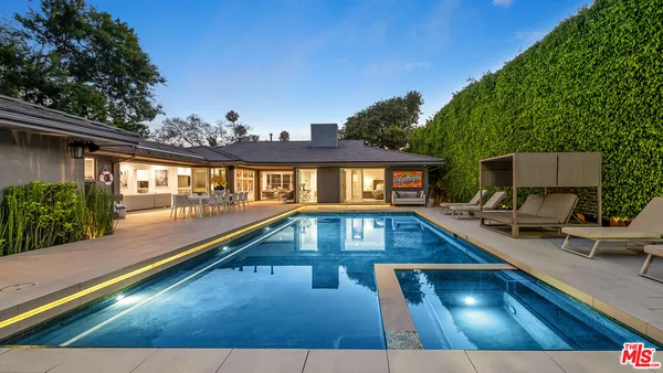 $50,000 | 602 Whittier Drive, Beverly Hills, CA 90210