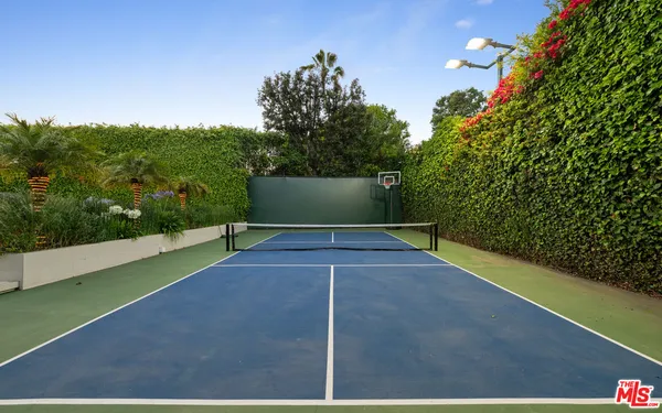 $50,000 | 602 Whittier Drive, Beverly Hills, CA 90210