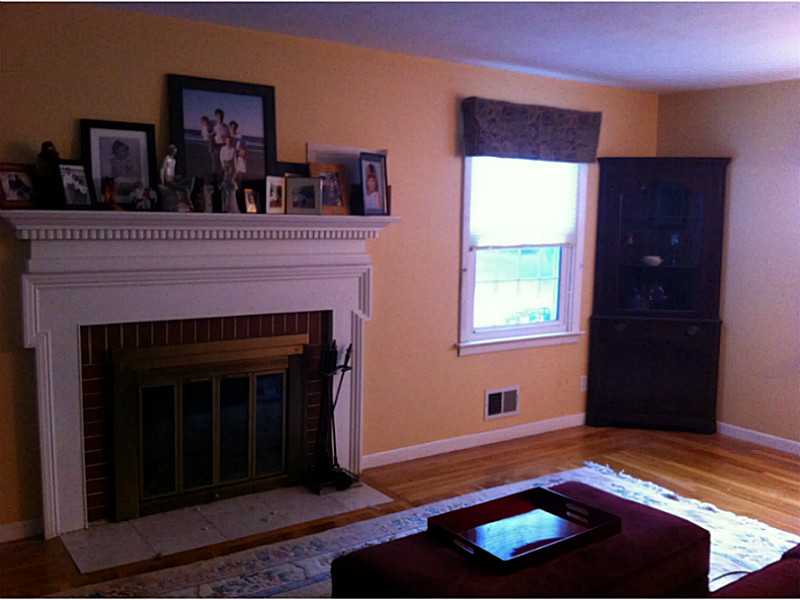 12 Landmark Road Warwick, RI 02886 - Photo 2 of 9 Living Room.