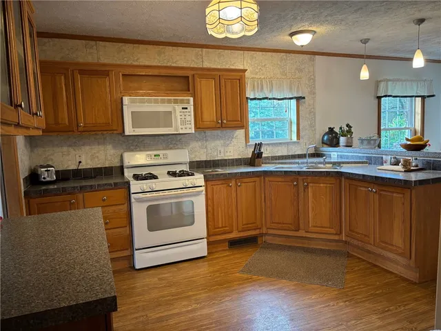 $204,000 | 2576 State Highway, Bainbridge, NY 13733