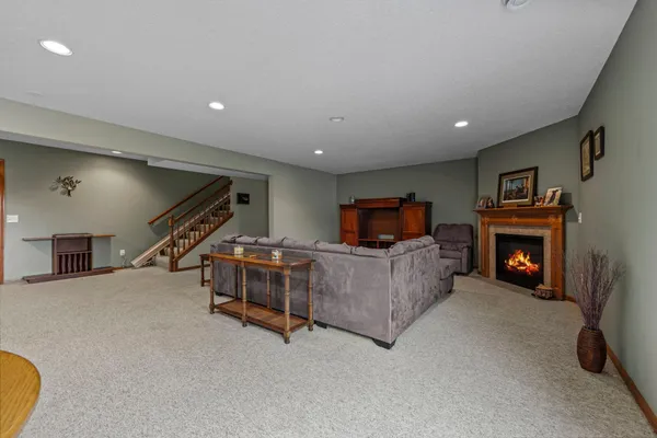 $400,000 | 679 Marsh Drive, Delano, MN 55328