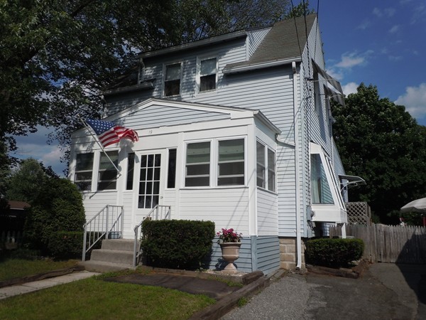 19 Rochester Street Chicopee, MA 01020 - Photo 2 of 28