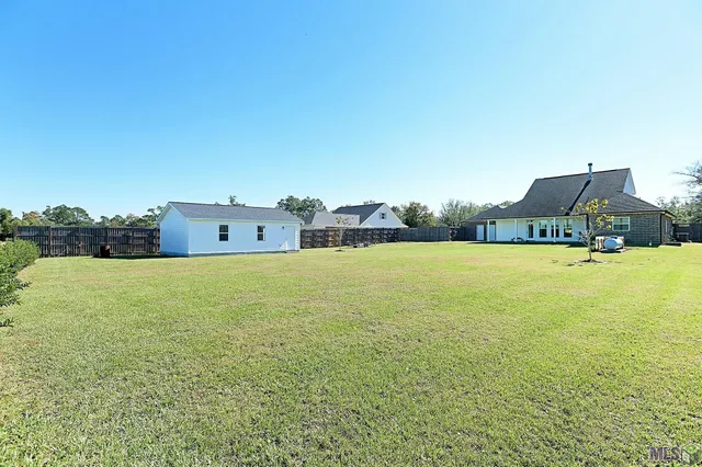 $465,000 | 126 St George Road, Schriever, LA 70395