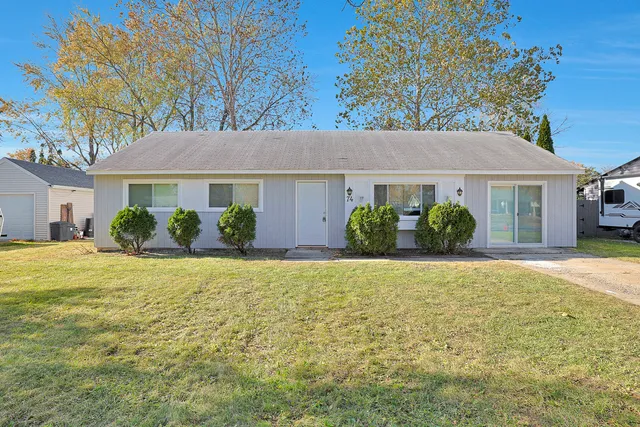 $315,000 | 74 Paddock Street, Montgomery, IL 60538